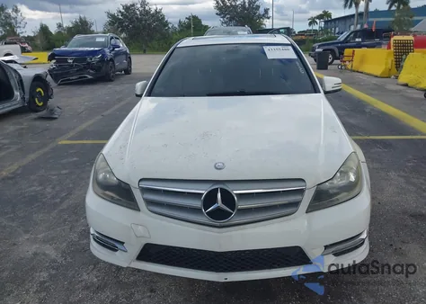 2013 Mercedes-Benz C 250 Sport from USA, damaged, VIN WDDGF4HB3DA775716